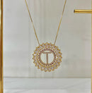 Colar Cravejado Com Inicial